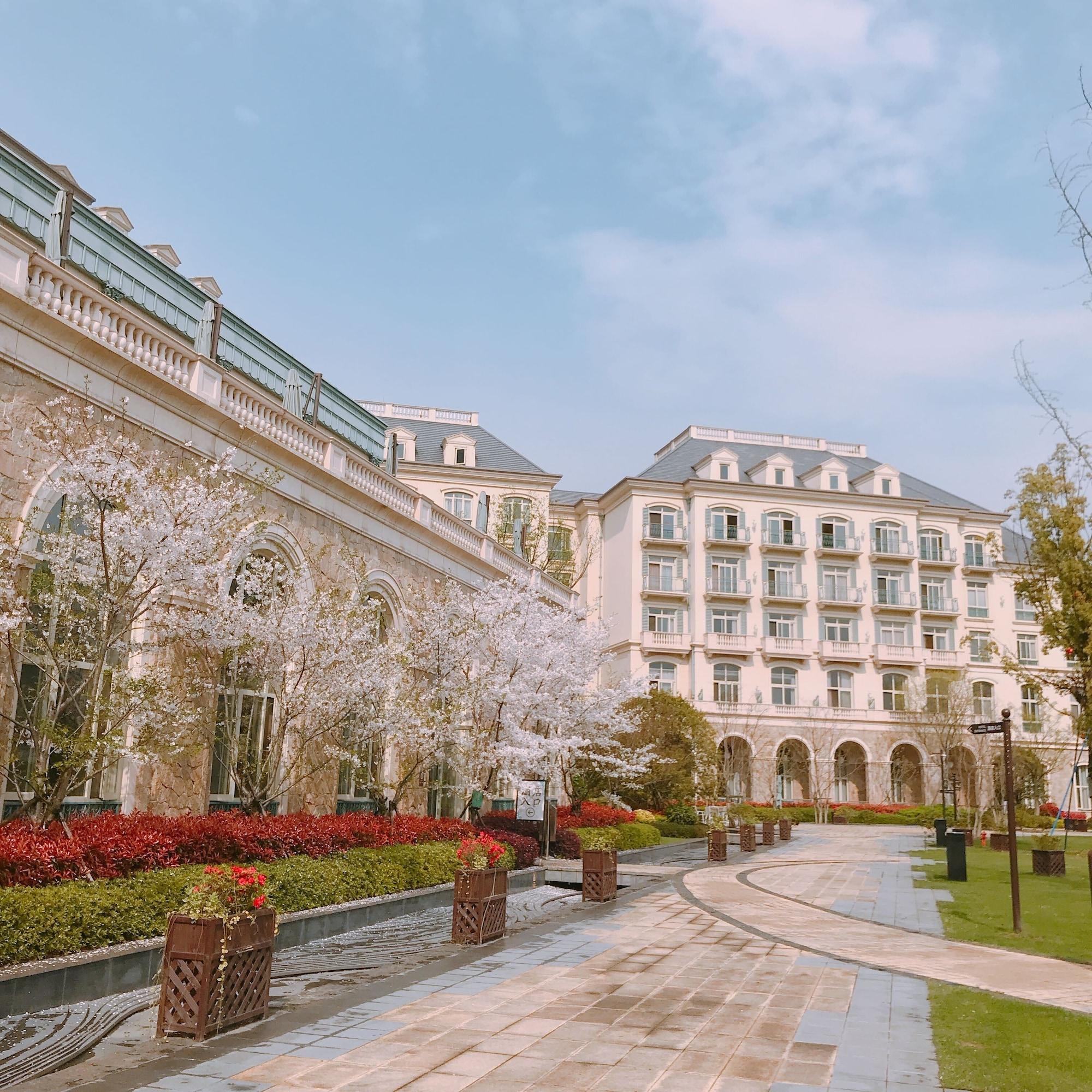 Hilton Garden Inn Hangzhou Lu'Niao Anji Exterior photo