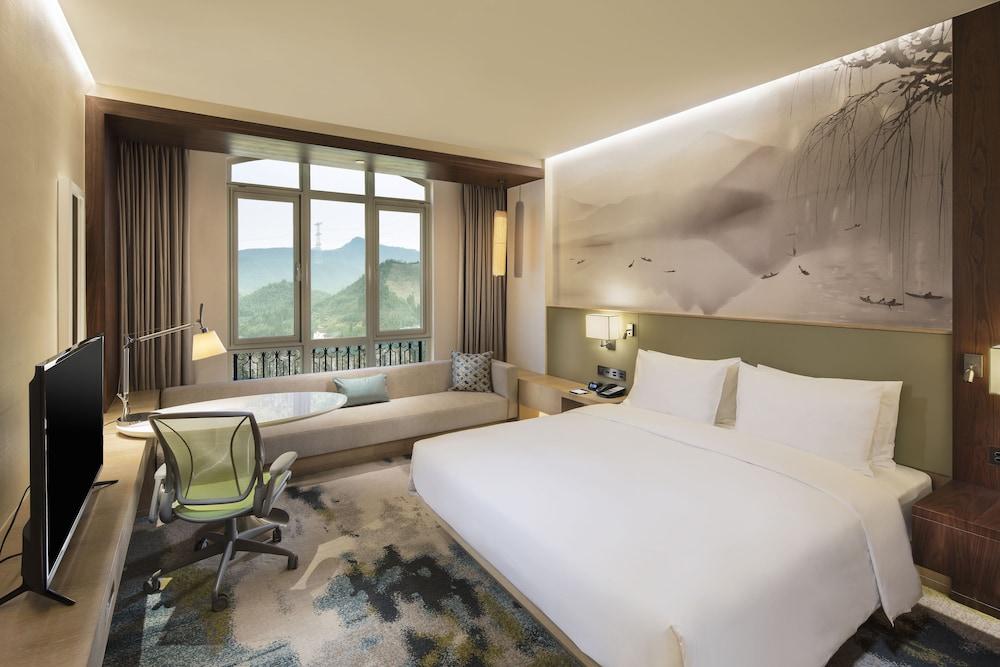 Hilton Garden Inn Hangzhou Lu'Niao Anji Exterior photo