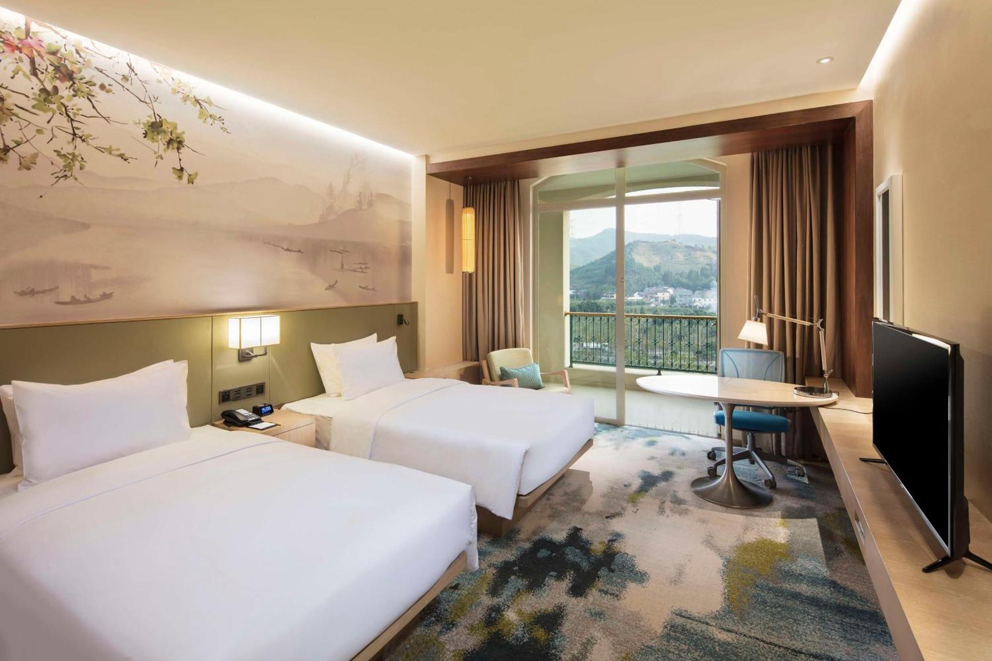 Hilton Garden Inn Hangzhou Lu'Niao Anji Exterior photo