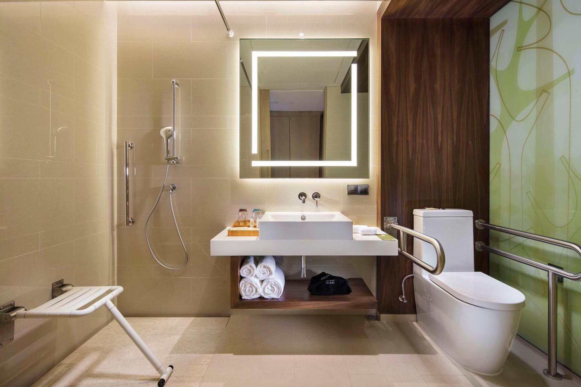 Hilton Garden Inn Hangzhou Lu'Niao Anji Exterior photo