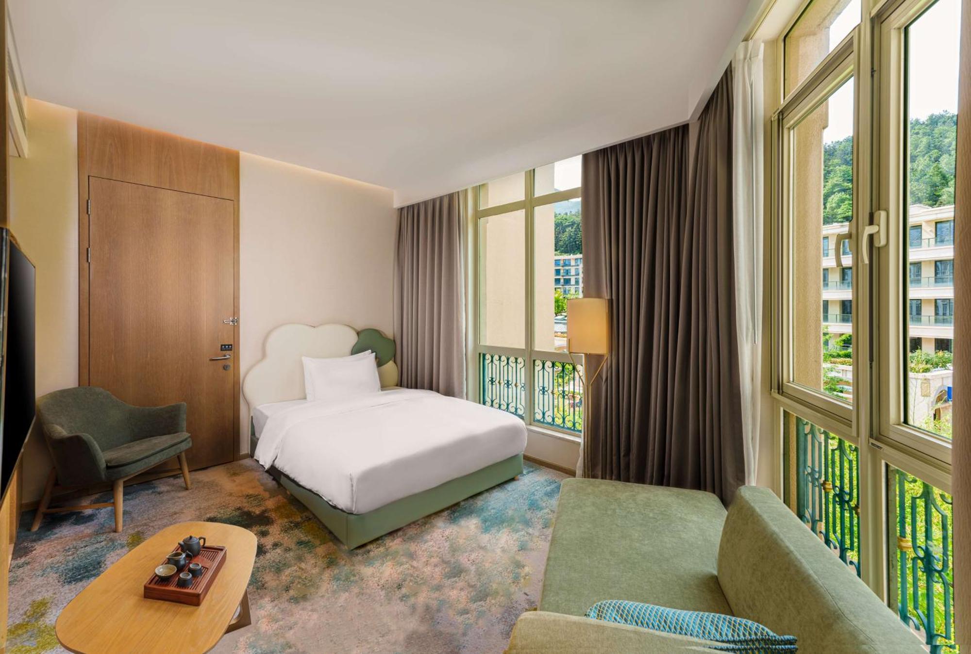 Hilton Garden Inn Hangzhou Lu'Niao Anji Exterior photo